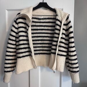 Universal Thread Cream & Black Striped Zip-Up Cardigan
